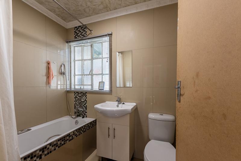 3 Bedroom Property for Sale in New Woodlands Western Cape